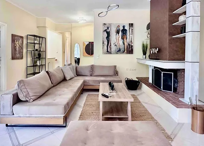 فيلة Hippocrates House *