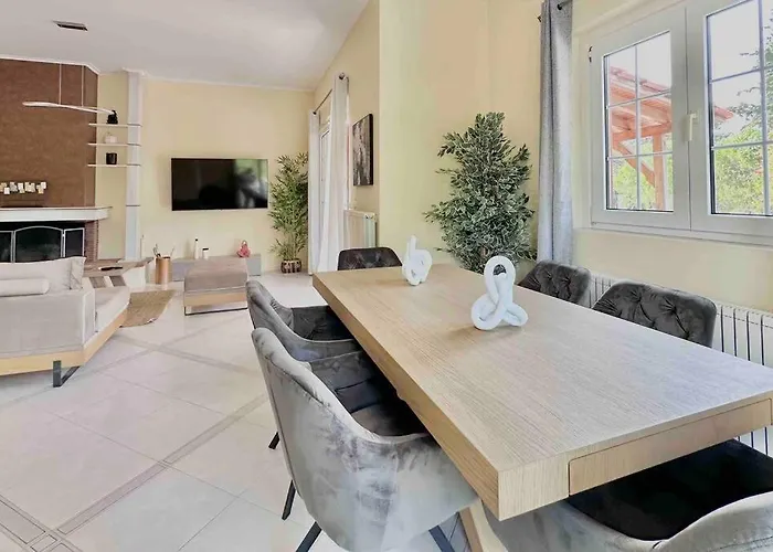 Hippocrates House * بلدة كوس