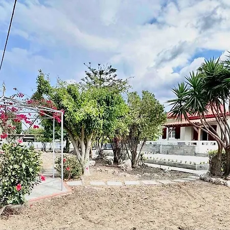 Hippocrates House Villa *