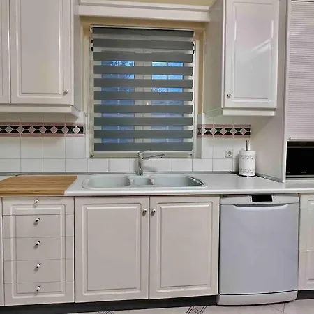 Вілла Hippocrates House *