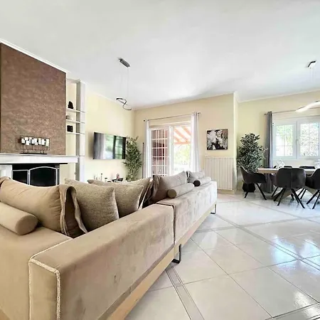 Вілла Hippocrates House *