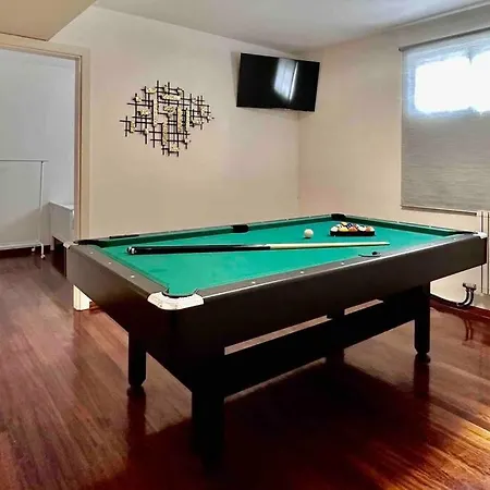 Hippocrates House Вілла Кос